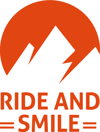 Logo da Ride and Smile